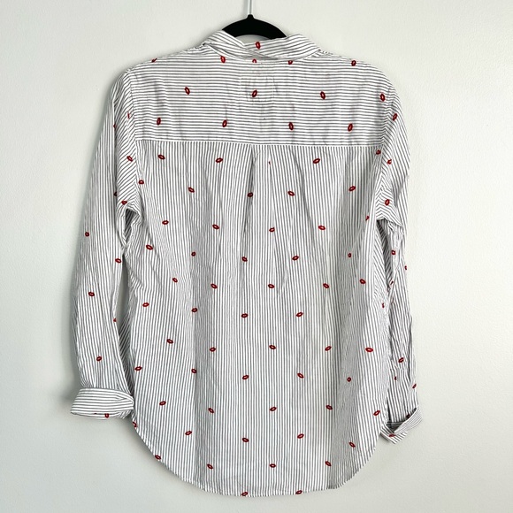 NWT! Rails Size M • Taylor Striped Shirt in Flocked Kisses Lips. - Picture 5 of 5